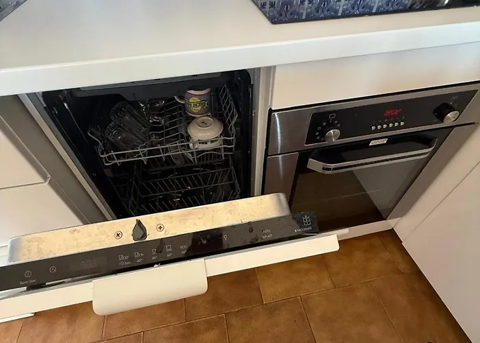 Апартаменти Edf Rocha Praia Mar